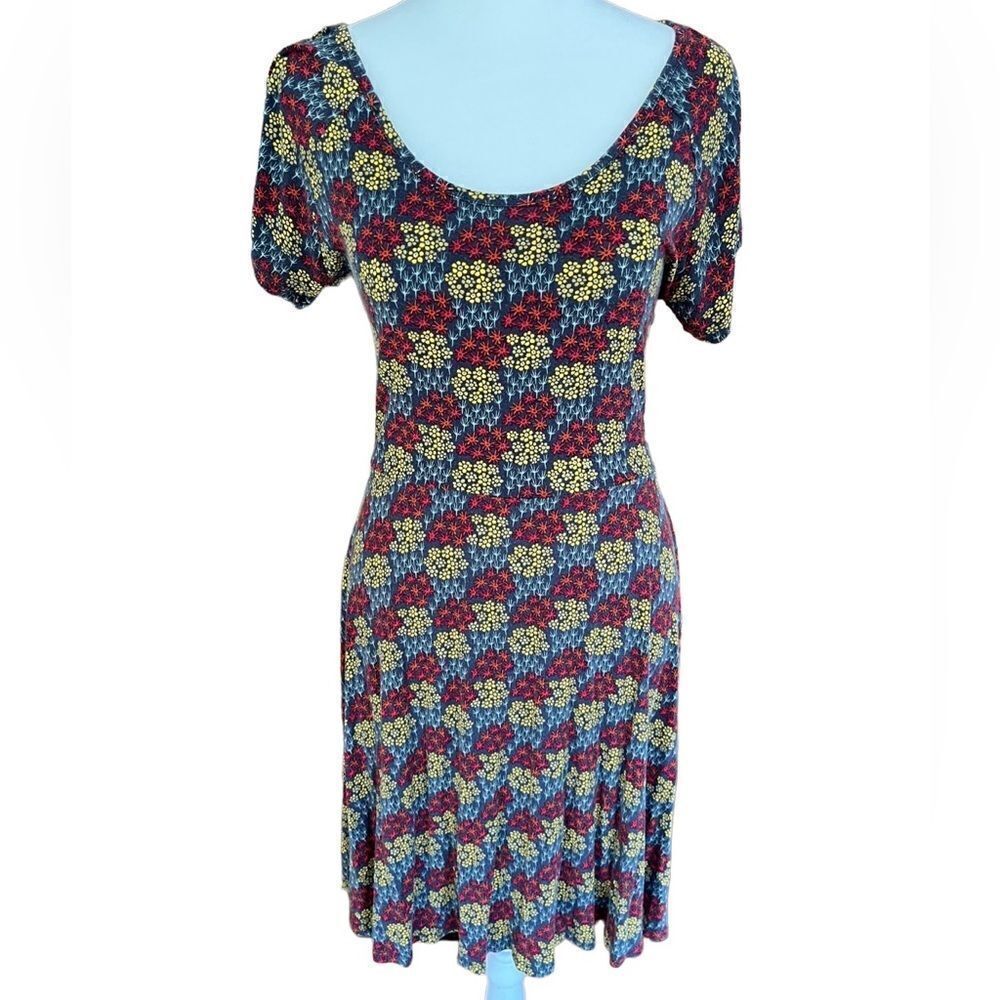 Dharma Imports floral viscose/spandex fit& flare dress back criss cross cutout L